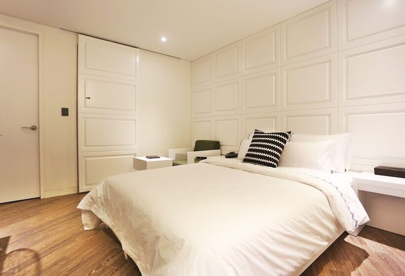 Chambre Standard, Bucheon Mari