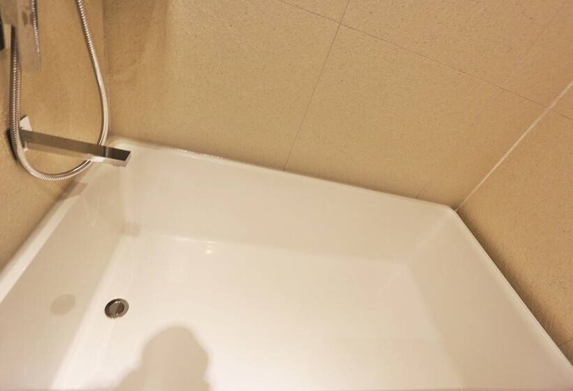 Chambre Standard, Bucheon Mari