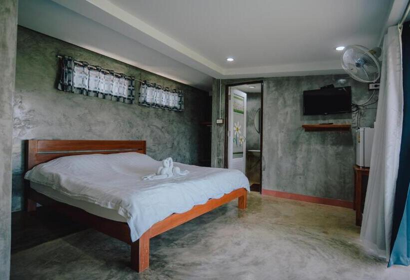 スタンダードトリプルルーム, Ob Oon Khao Kho Resort