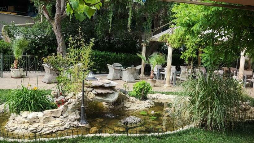 اتاق استاندارد با چشم‌انداز دریا, Shipka Beach