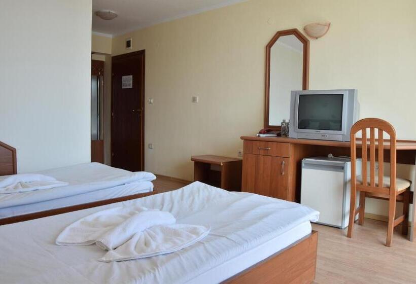 اتاق استاندارد با چشم‌انداز دریا, Shipka Beach