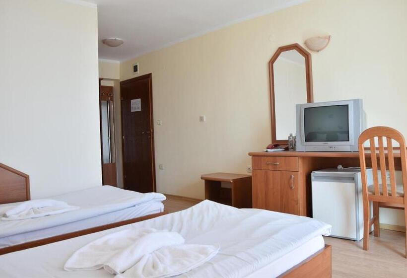 اتاق استاندارد با چشم‌انداز دریا, Shipka Beach