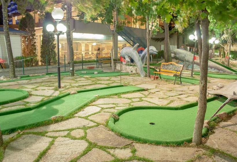 اتاق استاندارد سه نفره, Shipka Beach