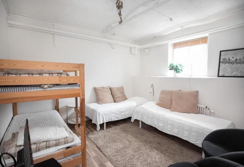 Четырехместный Номер Стандарт, Vandrarhemmet Vindarnas Hus