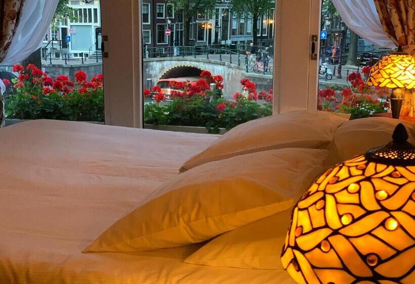 سوئیت جونیور با چشمانداز, Keizershouse Amsterdam