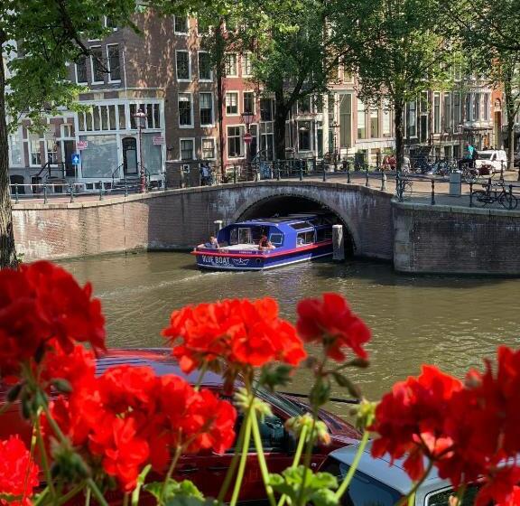 سوئیت جونیور با چشمانداز, Keizershouse Amsterdam