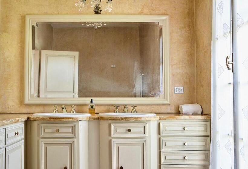 디럭스 주니어 스위트, Le Dimore De Il Borgo Del Balsamico