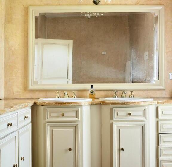 디럭스 주니어 스위트, Le Dimore De Il Borgo Del Balsamico