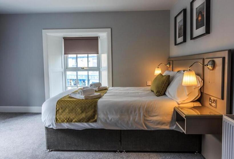 标准间, The Bridge Tavern