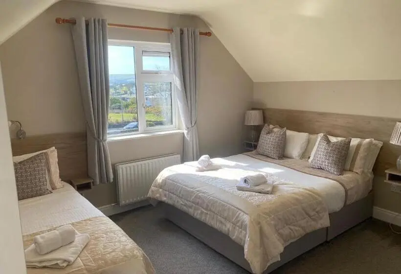 Quarto Triplo Estandar, Tower View