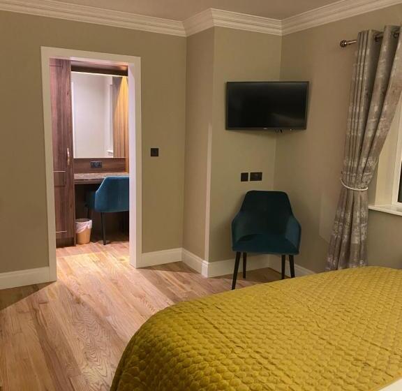 Трехместный Номер Deluxe, Tower View