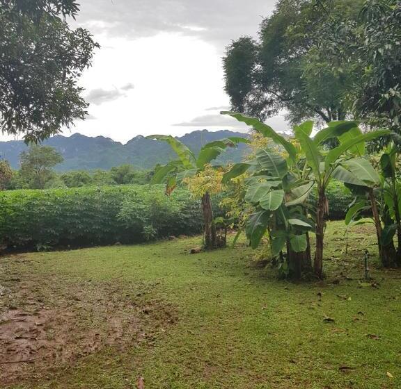 غرفة قياسية مطلّة علي الحديقة, Blue Mountain Resort