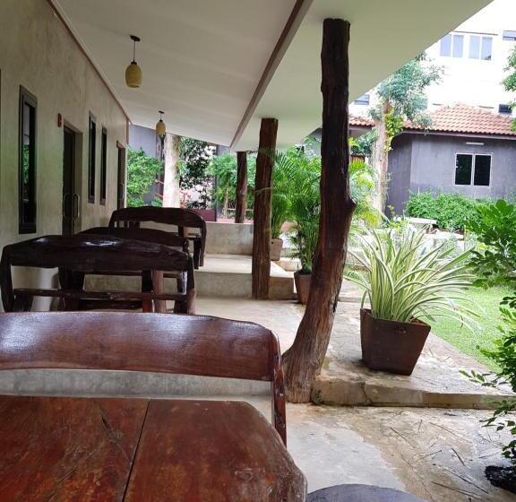 غرفة قياسية رباعية مطلة على الحديقة, Blue Mountain Resort