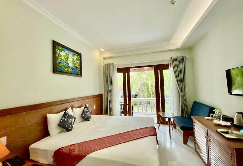 اتاق لوکس با چشم‌انداز باغ, Four Oceans Beach Resort   Bon Bien Mui Ne