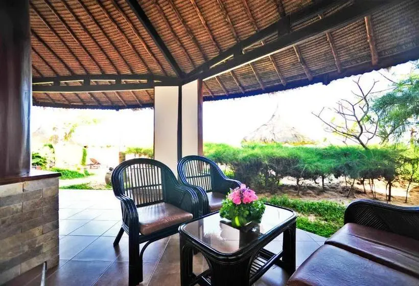 اتاق خانوادگی, Four Oceans Beach Resort Bon Bien Mui Ne