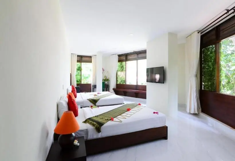 اتاق استاندارد سه تخته با چشمانداز باغ, Four Oceans Beach Resort Bon Bien Mui Ne