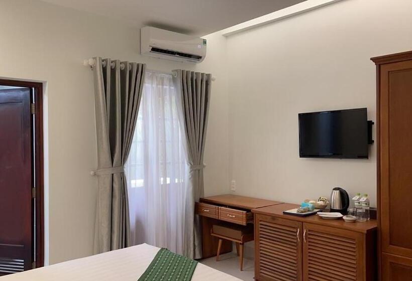 اتاق سوپریور با چشم‌انداز باغ, Four Oceans Beach Resort   Bon Bien Mui Ne