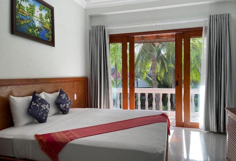 اتاق لوکس با چشم‌انداز باغ, Four Oceans Beach Resort   Bon Bien Mui Ne