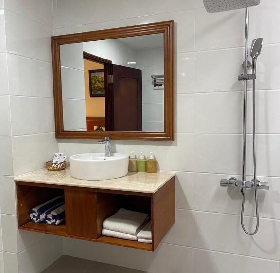 اتاق لوکس با چشم‌انداز باغ, Four Oceans Beach Resort   Bon Bien Mui Ne