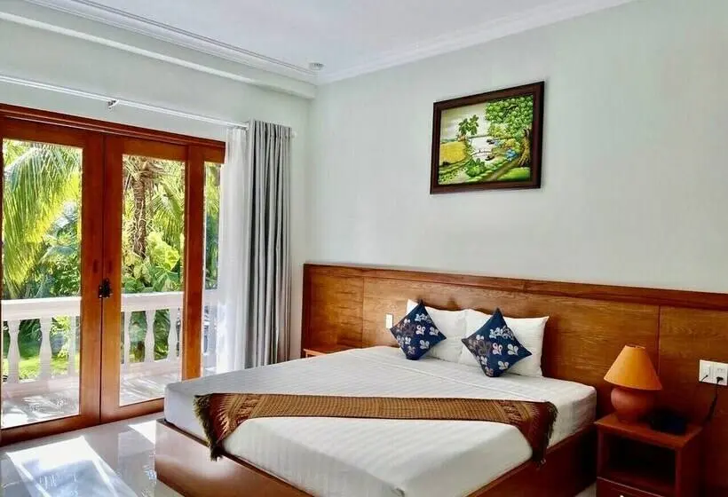 اتاق لوکس با چشمانداز باغ, Four Oceans Beach Resort Bon Bien Mui Ne
