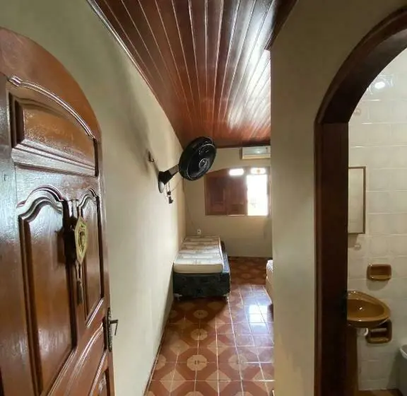 スタンダードトリプルルーム, Hostel Roraima