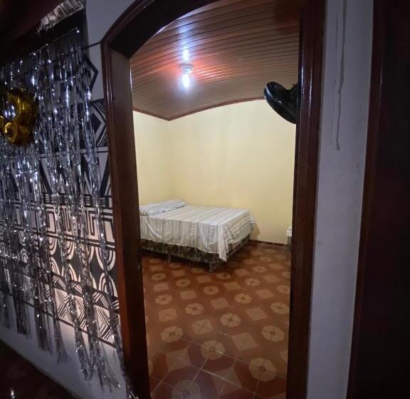 经济房, Hostel Roraima