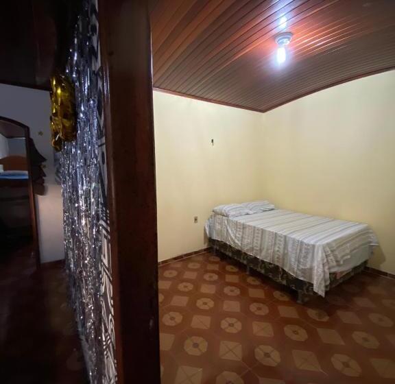 经济房, Hostel Roraima