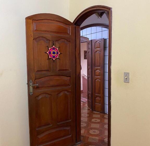 经济房, Hostel Roraima