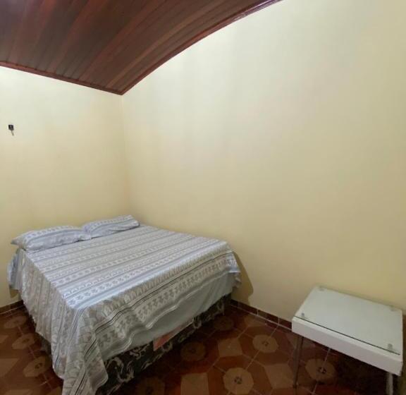 经济房, Hostel Roraima