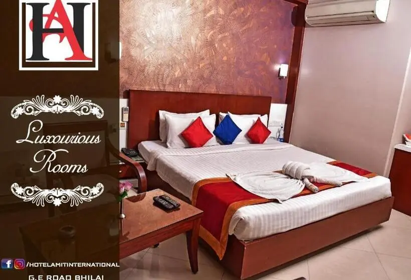 Deluxe-huone, Amit International