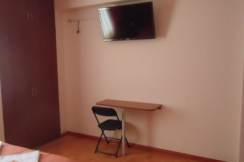 标准单人间, Arunta