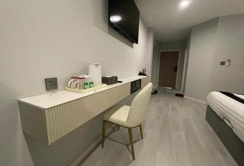 חדר סטנדרט, Berich