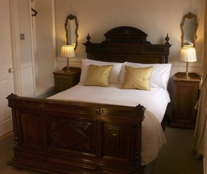 غرفة سوبيريور, Chantry