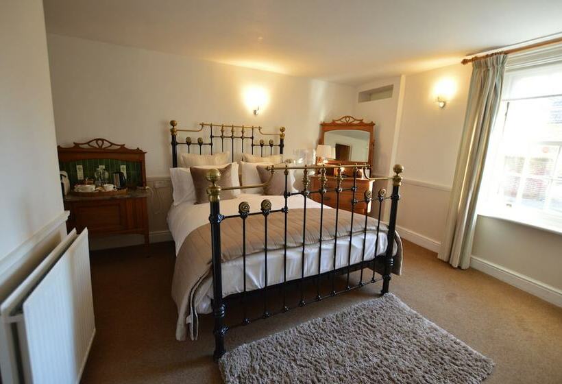 غرفة ديلوكس, Chantry