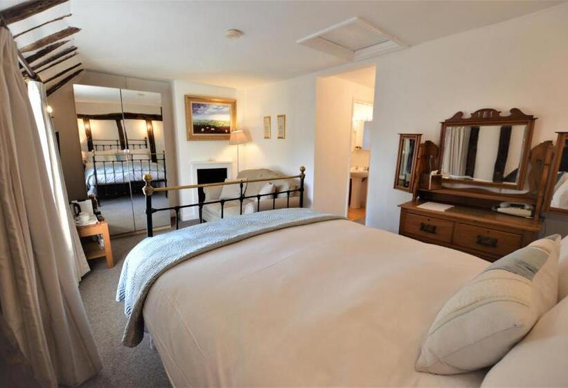 غرفة سوبيريور, Chantry