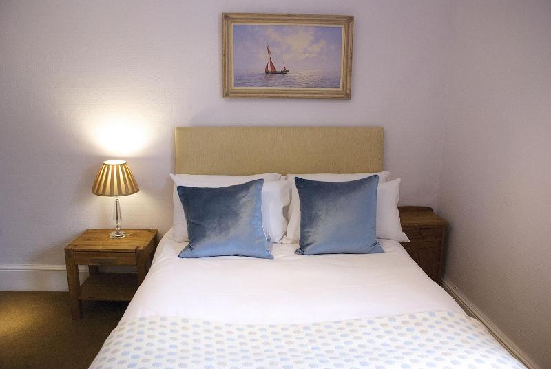 غرفة قياسية, Chantry