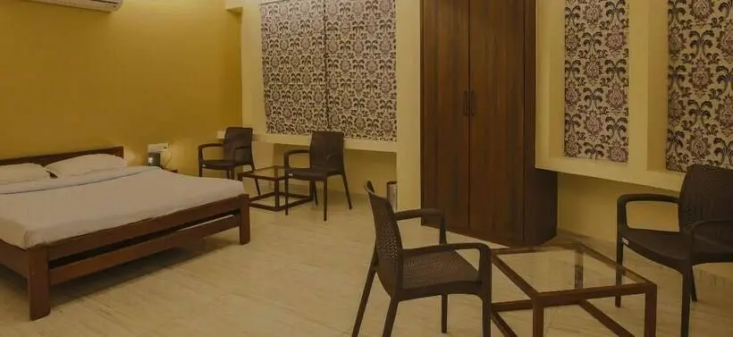 Quarto deluxe, Darshan Vishwas