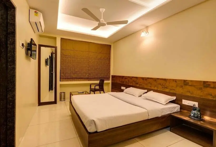 Quarto deluxe, Darshan Vishwas