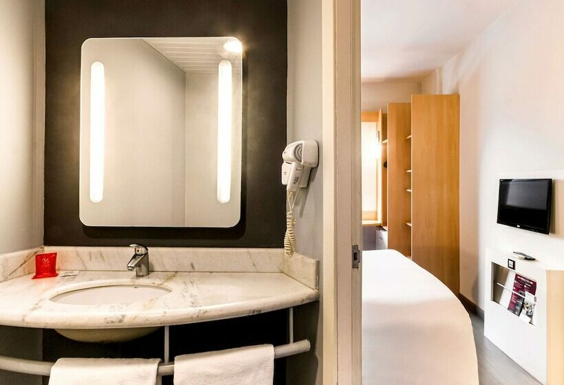 StandaardKamer, Ibis Uberaba