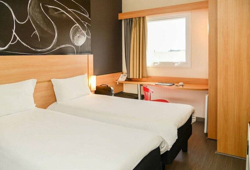 StandaardKamer, Ibis Uberaba
