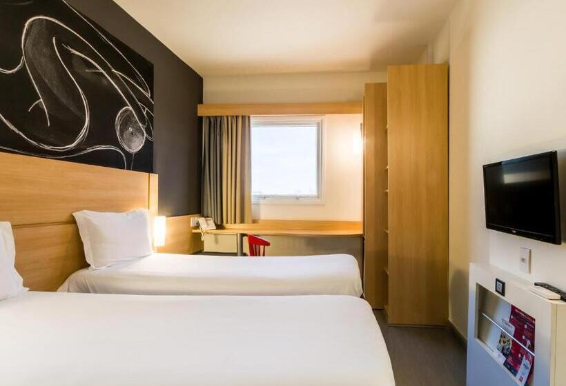 StandaardKamer, Ibis Uberaba