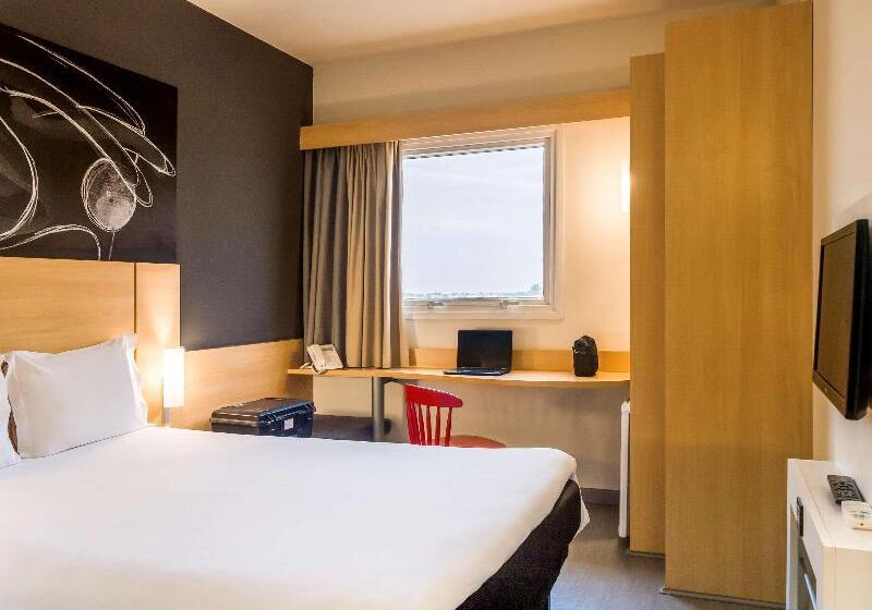 Номер Стандарт, Ibis Uberaba