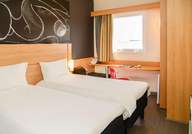 StandaardKamer, Ibis Uberaba