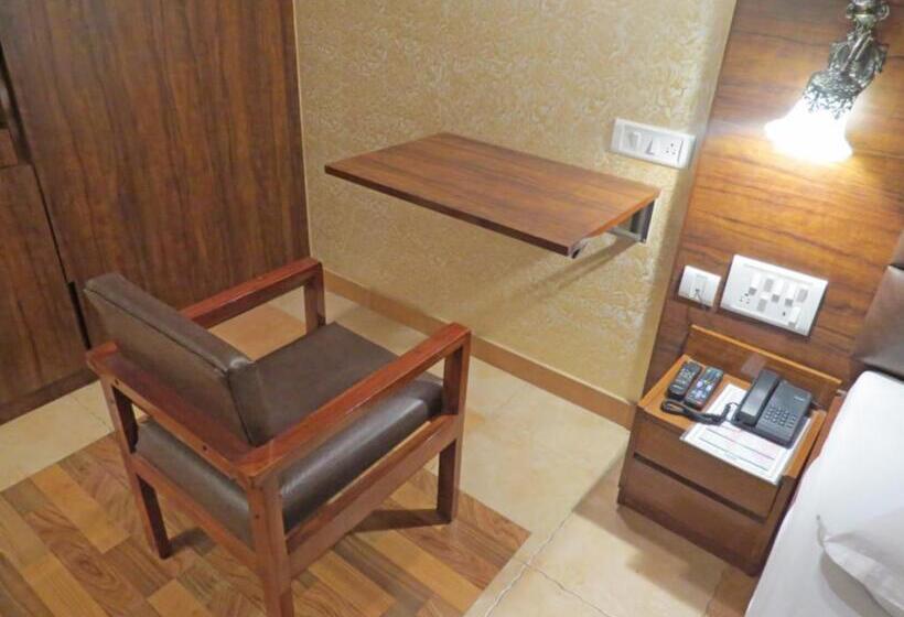 디럭스 룸, Rangoli