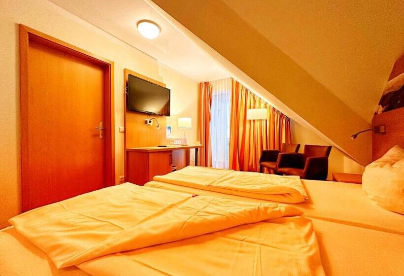 1 Bedroom Apartment Lake View, Seespitz Gästehaus