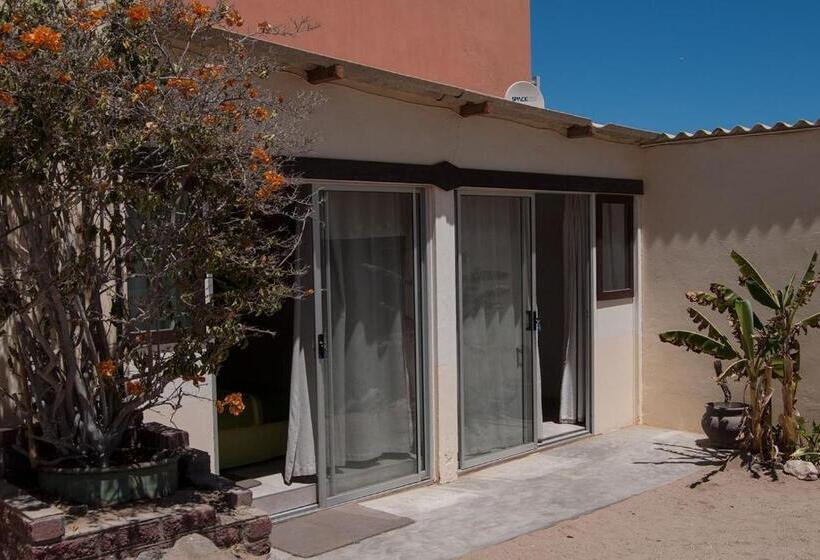 اتاق استاندارد سه نفره, Element Riders Place Backpackers