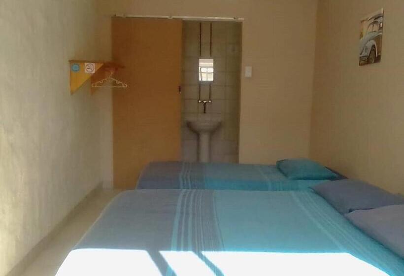 اتاق استاندارد سه نفره, Element Riders Place Backpackers