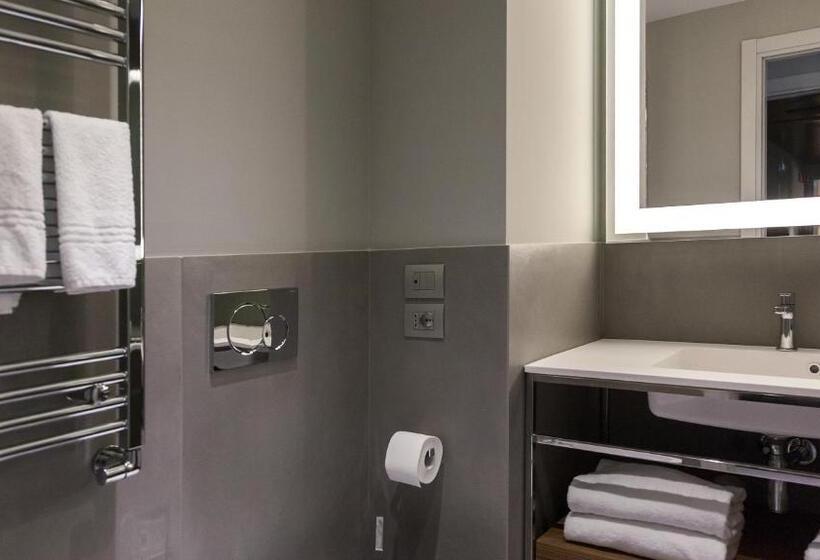 高级家庭房间, G Hotel Pescara