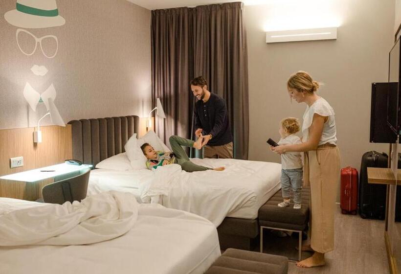 高级家庭房间, G Hotel Pescara