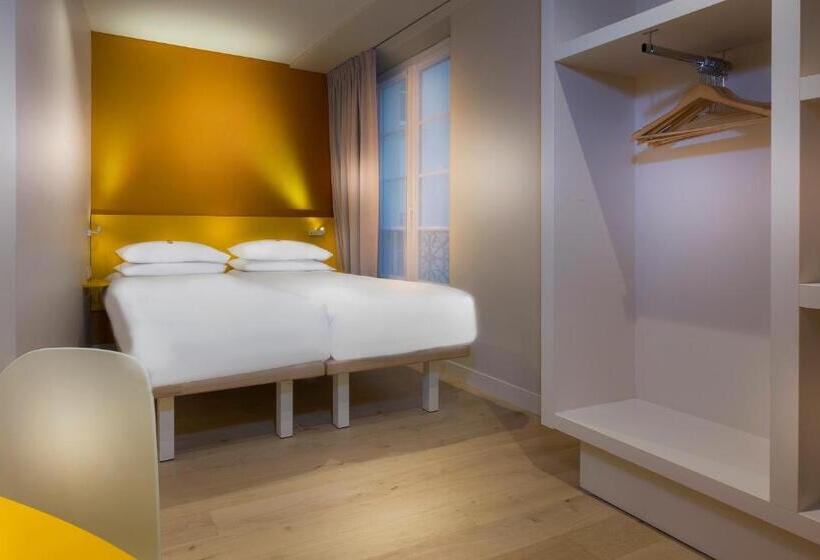 חדר דלוקס, Andrea